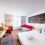 Hotel Novotel Malta Poznan
