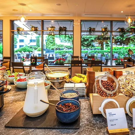 מלון Novotel Malta 3*