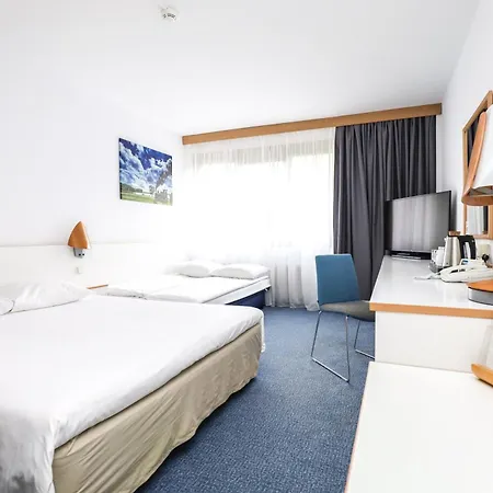 Novotel Malta מלון