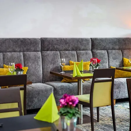 מלון Novotel Malta פוזנן