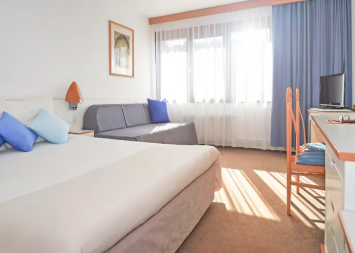 מלון Novotel Malta פוזנן