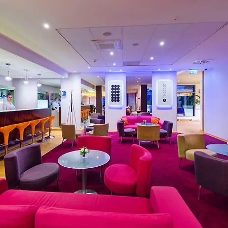 מלון Novotel Malta 3*