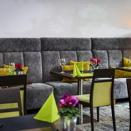 Novotel Malta Отель Познань